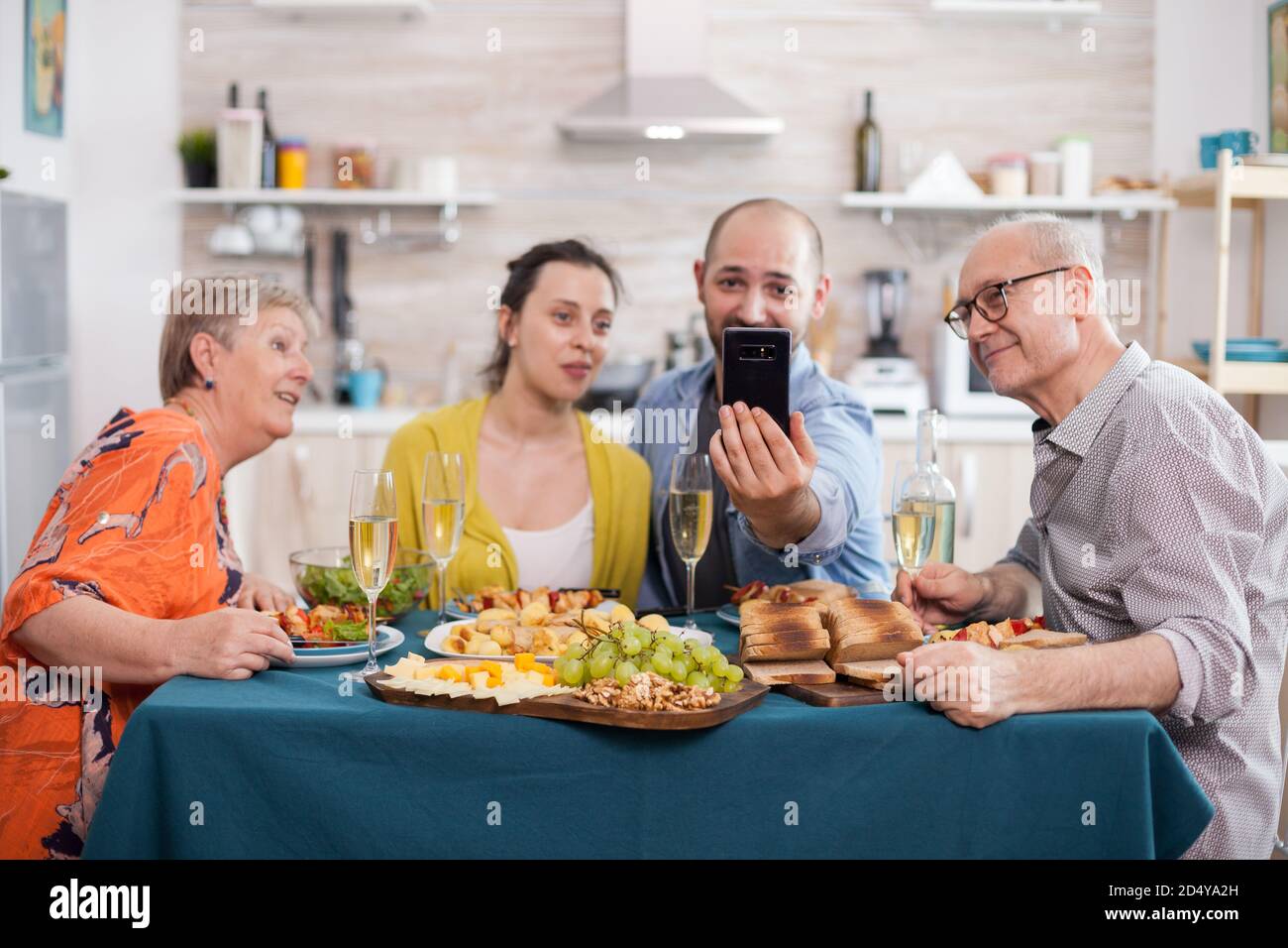 How to Use Technology to Connect Generations in the Family