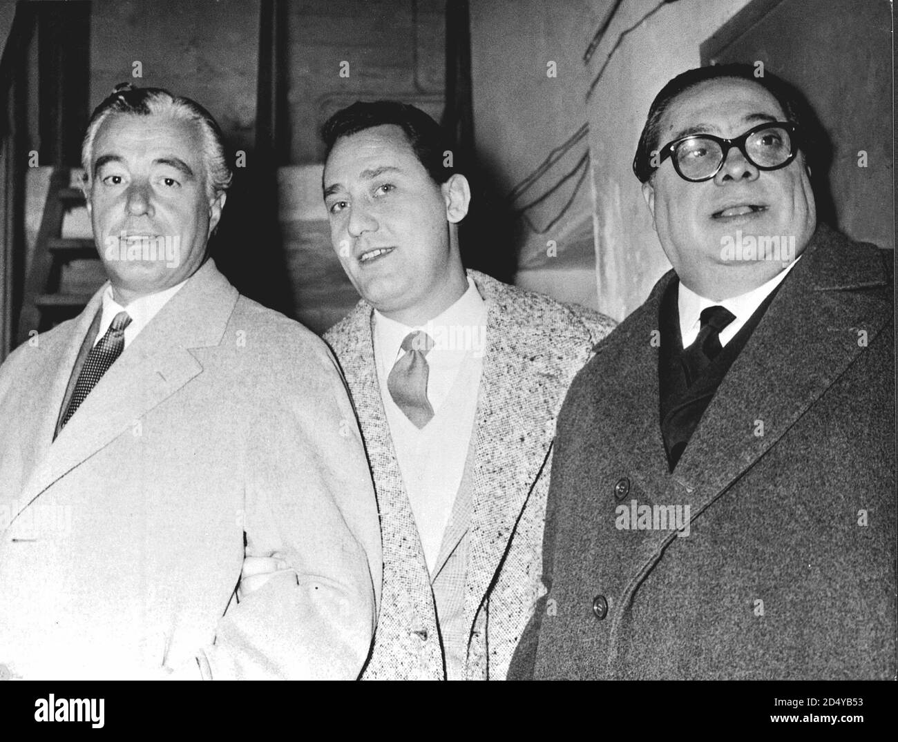 Vittorio De Sica, Alberto Sordi and Aldo Fabrizi, photographed at the  Sistina theater, on the occasion of a gala organized by the Solidarieta  'Cinematografica fund, Rome, 30 January 1956. --- Vittorio De