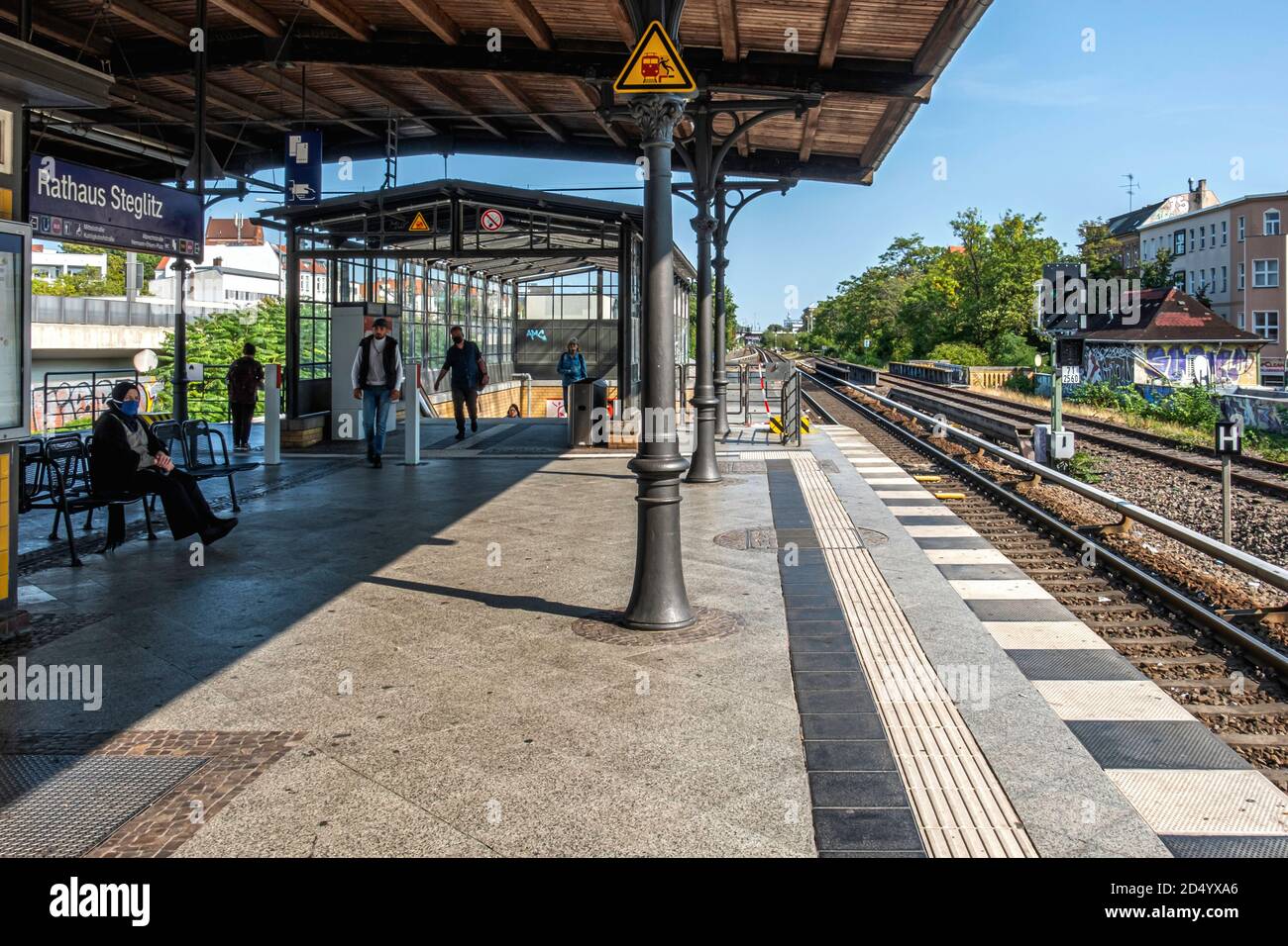 Rathaus Steglitsz SBahn railway Station with name plate, Platform