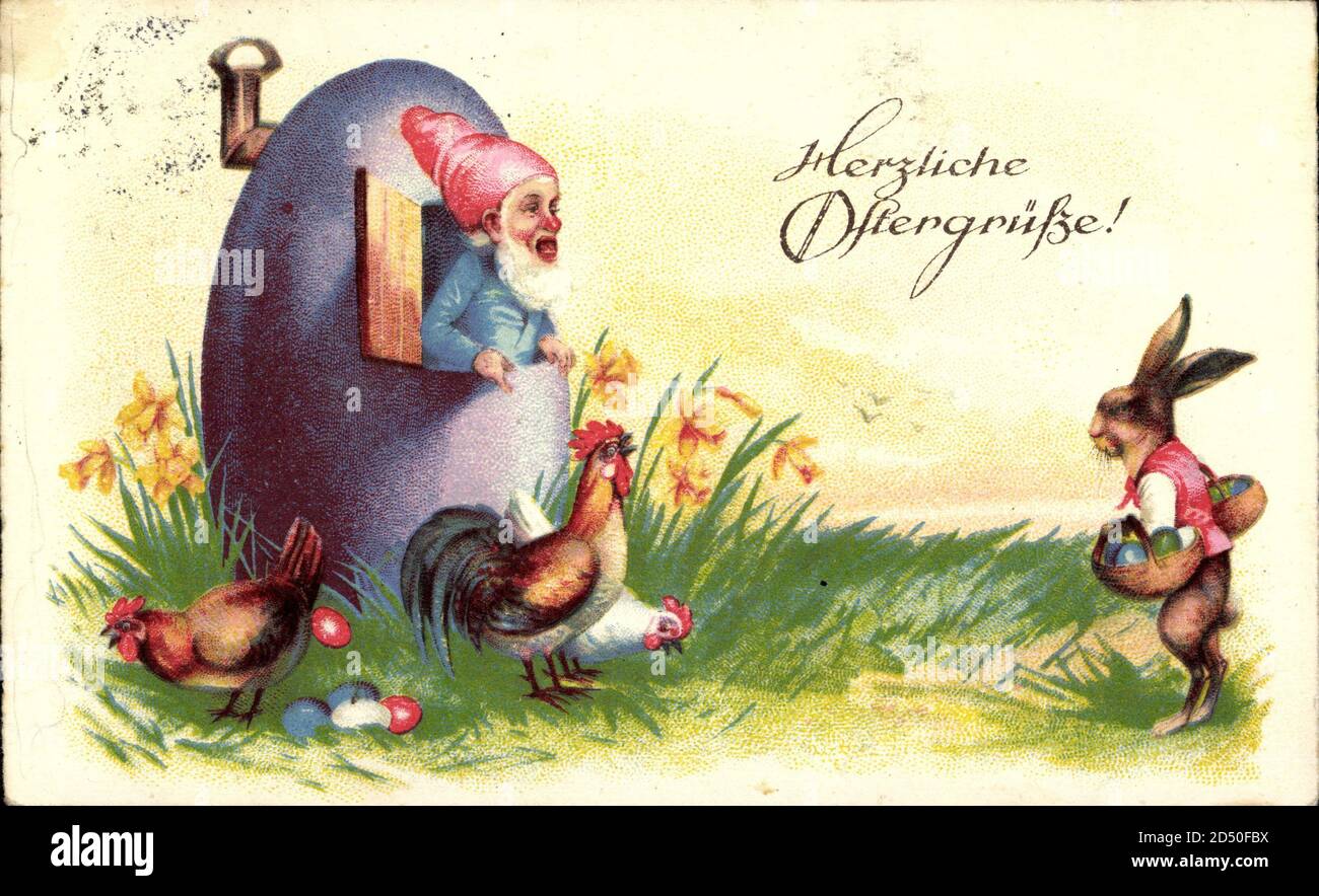 Glückwunsch Ostern, Zwerg schaut aus seinem Osterhaus, Osterhase | usage worldwide Stock Photo