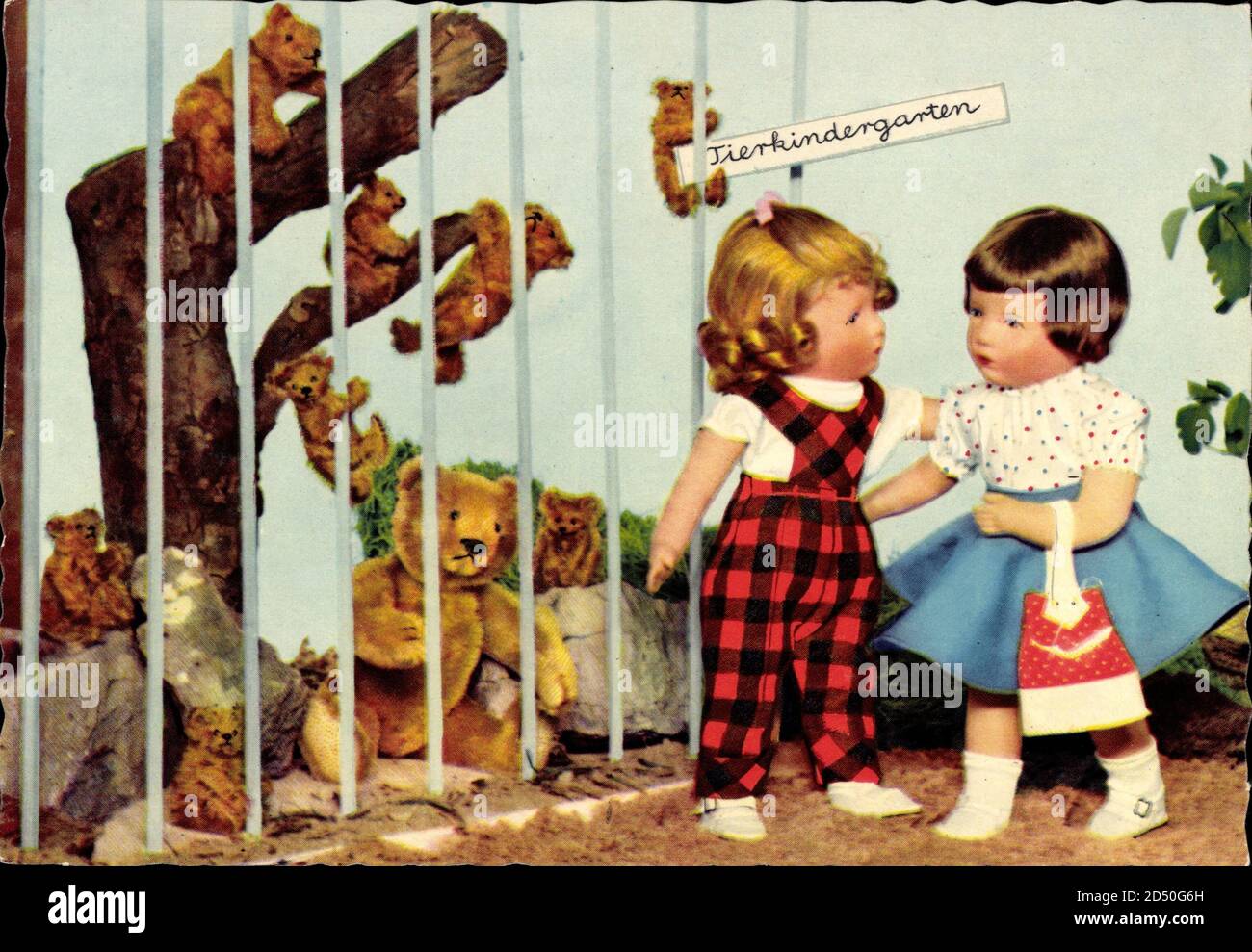 Ansicht von Käthe Kruse Puppen, Tierkindergarten, Teddys | usage worldwide Stock Photo