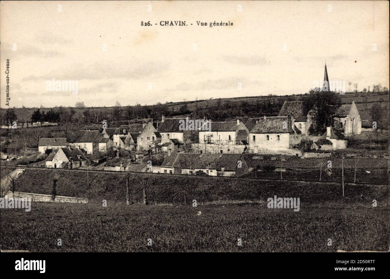 Chavin Indre, vue générale de la ville avec Eglise | usage worldwide ...