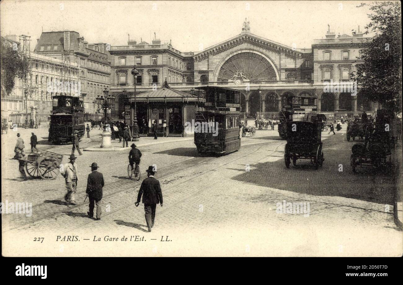 Paris, La Gare de l'Est, Ostbahnhof, Straßenbahnen, Fußgänger usage