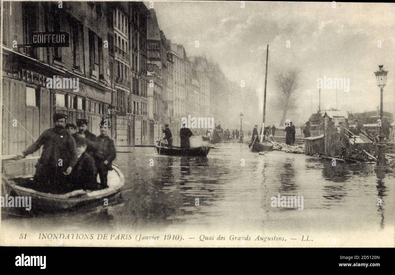Paris, Inondation 1910, Quai des Grands Augustins | usage worldwide Stock Photo