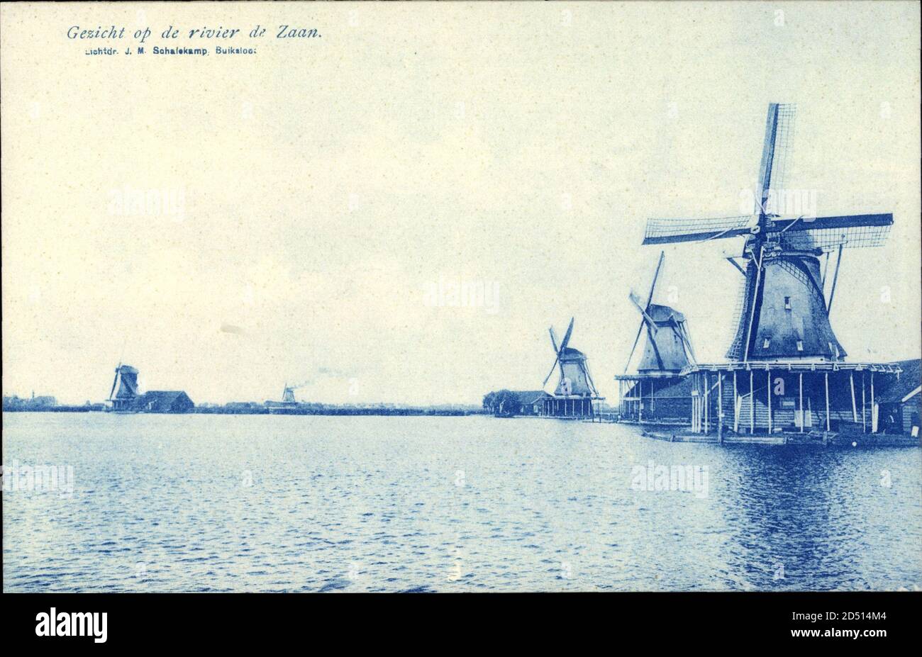Gezicht op de rivier de Zaan, Vier Windmühlen in den Niederlanden | usage worldwide Stock Photo