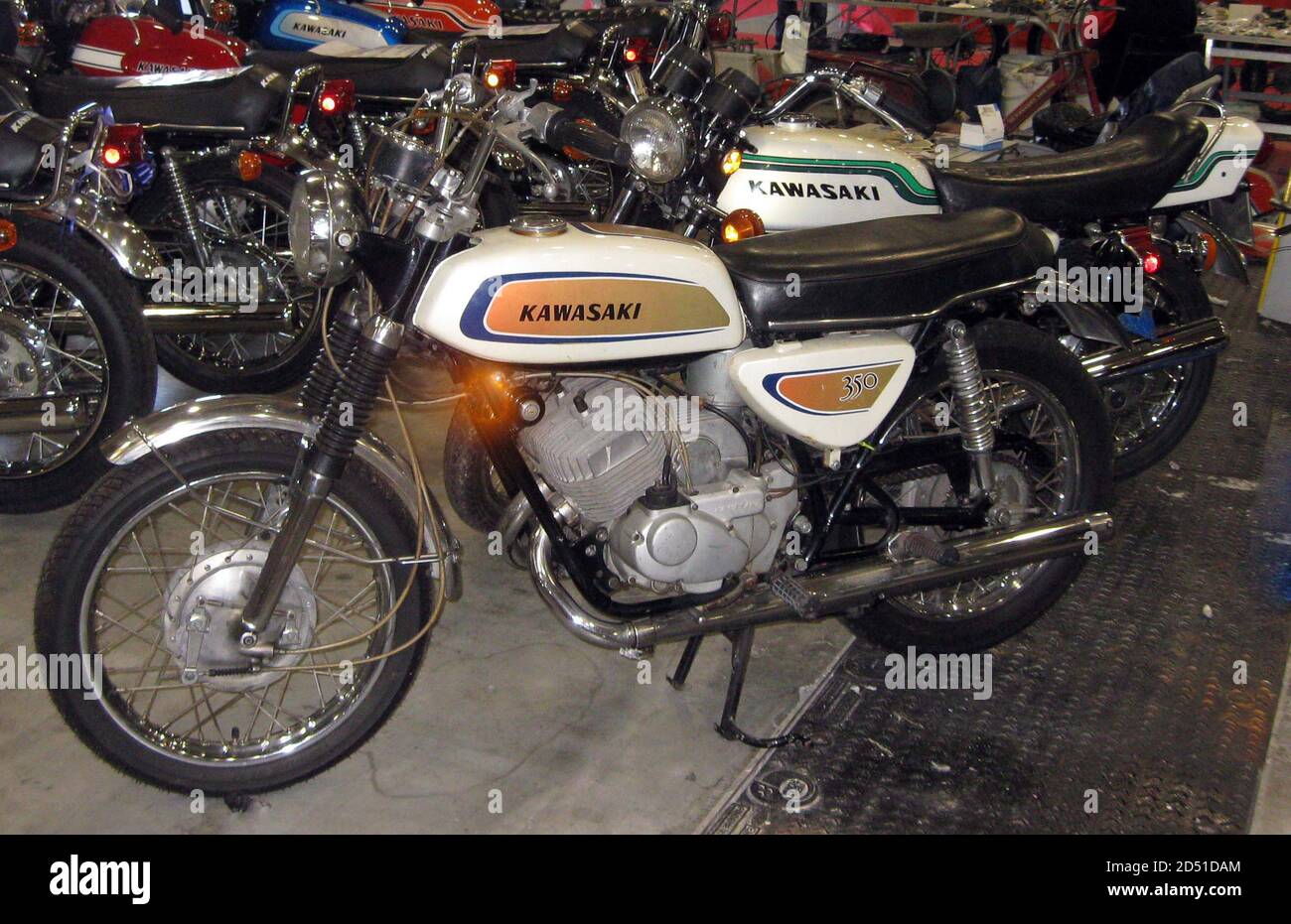 Old japanese motorcycle: Kawasaki 350 A7 Avenger Stock Photo