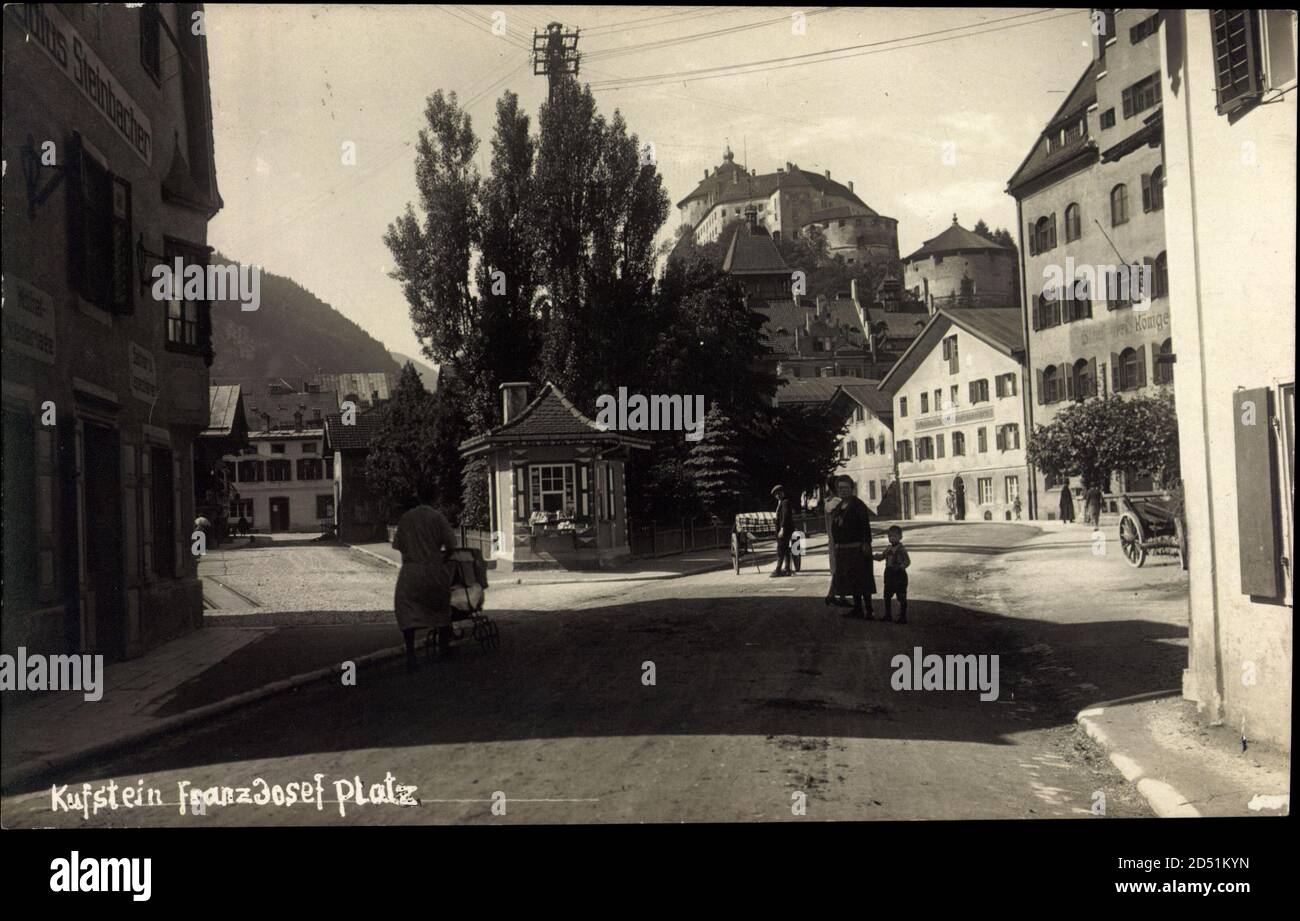 Kufstein Tirol, Blick auf den Franz Josef Platz usage worldwide Stock