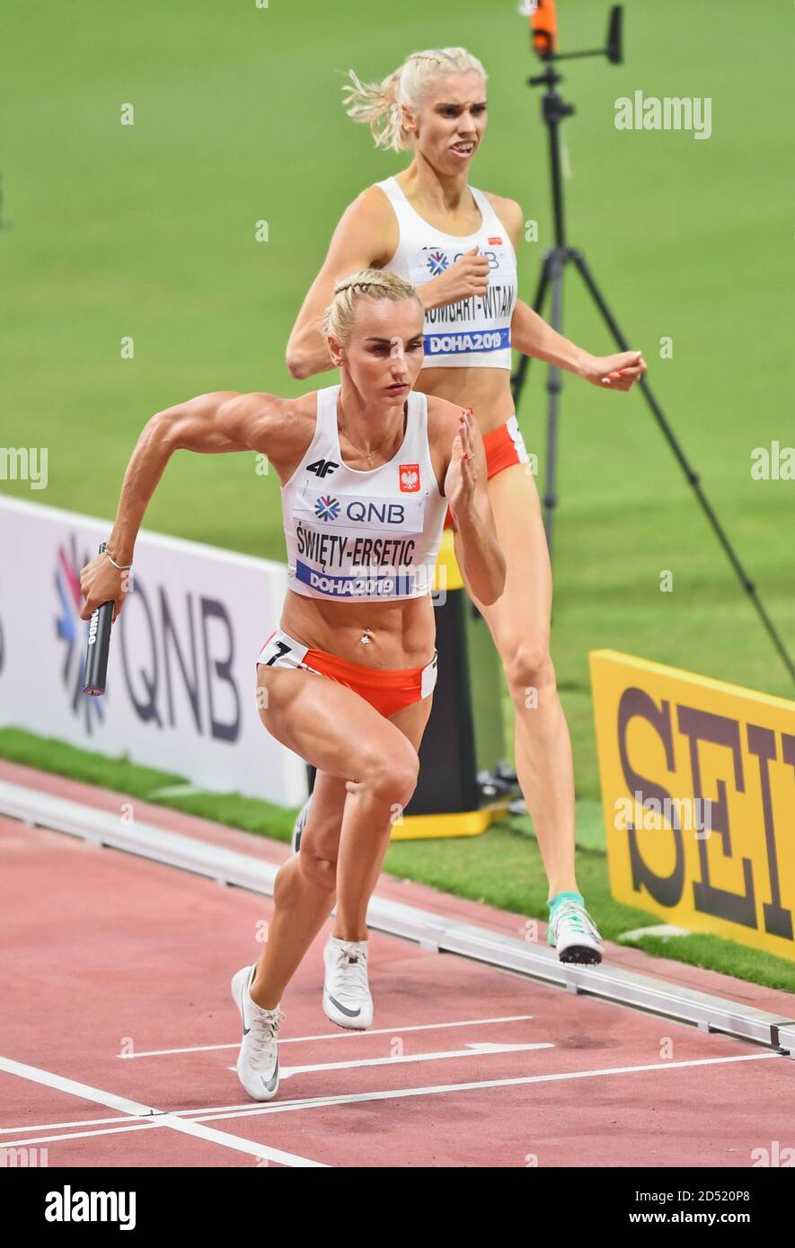 Iga Baumgart Witan Justyna Swiety Ersetic Poland 4x400 Metres Relays Final Iaaf World Athletics Championships Doha 2019 Stock Photo Alamy