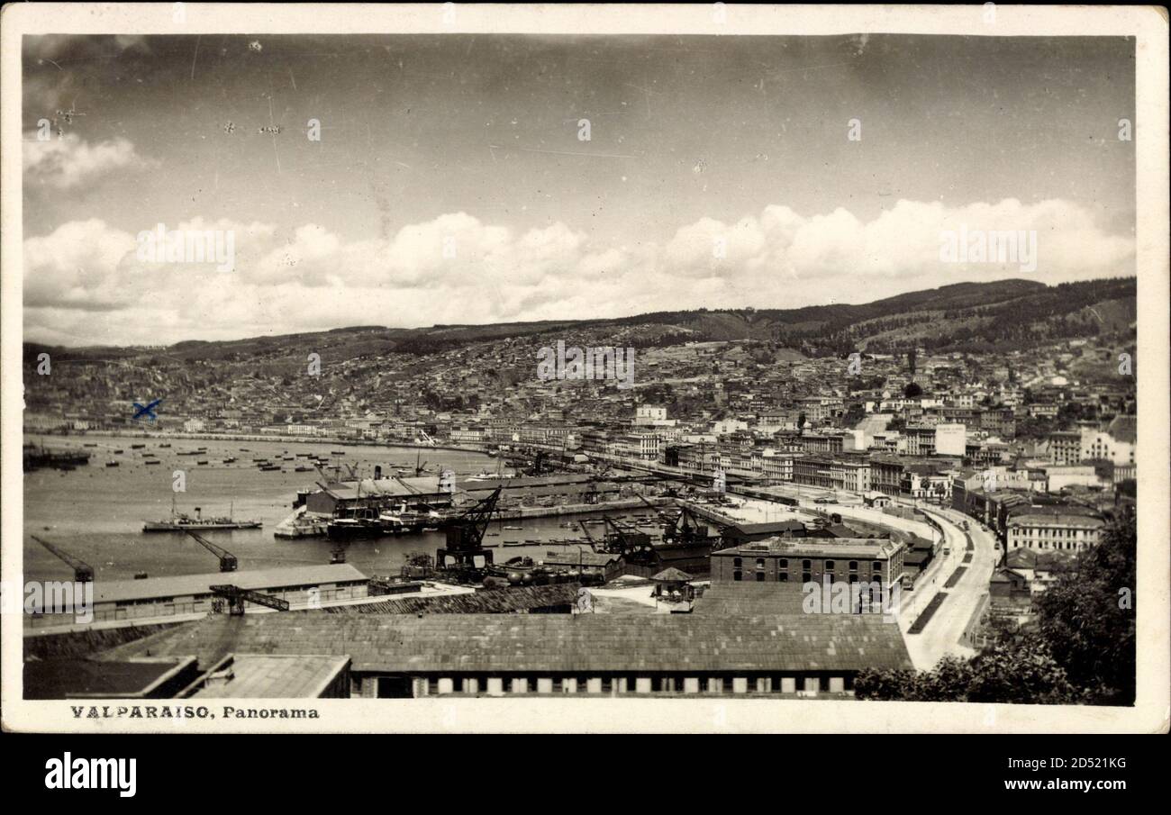 Valparaiso Chile, Panoramablick auf die Stadt mit Hafen | usage worldwide Stock Photo