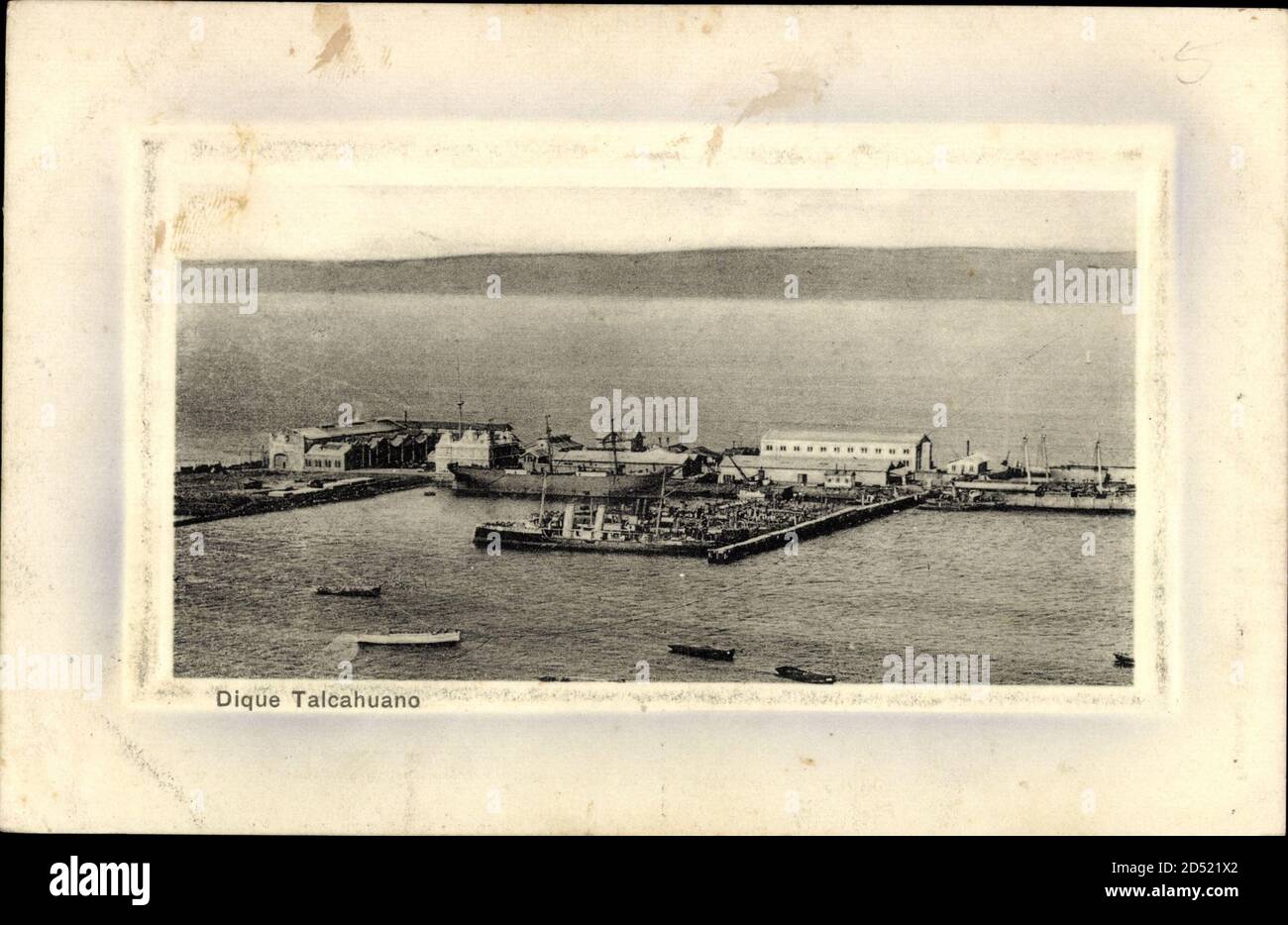 Passepartout Talcahuano Chile, Dique, Blick auf den Hafen und Umgebung | usage worldwide Stock Photo
