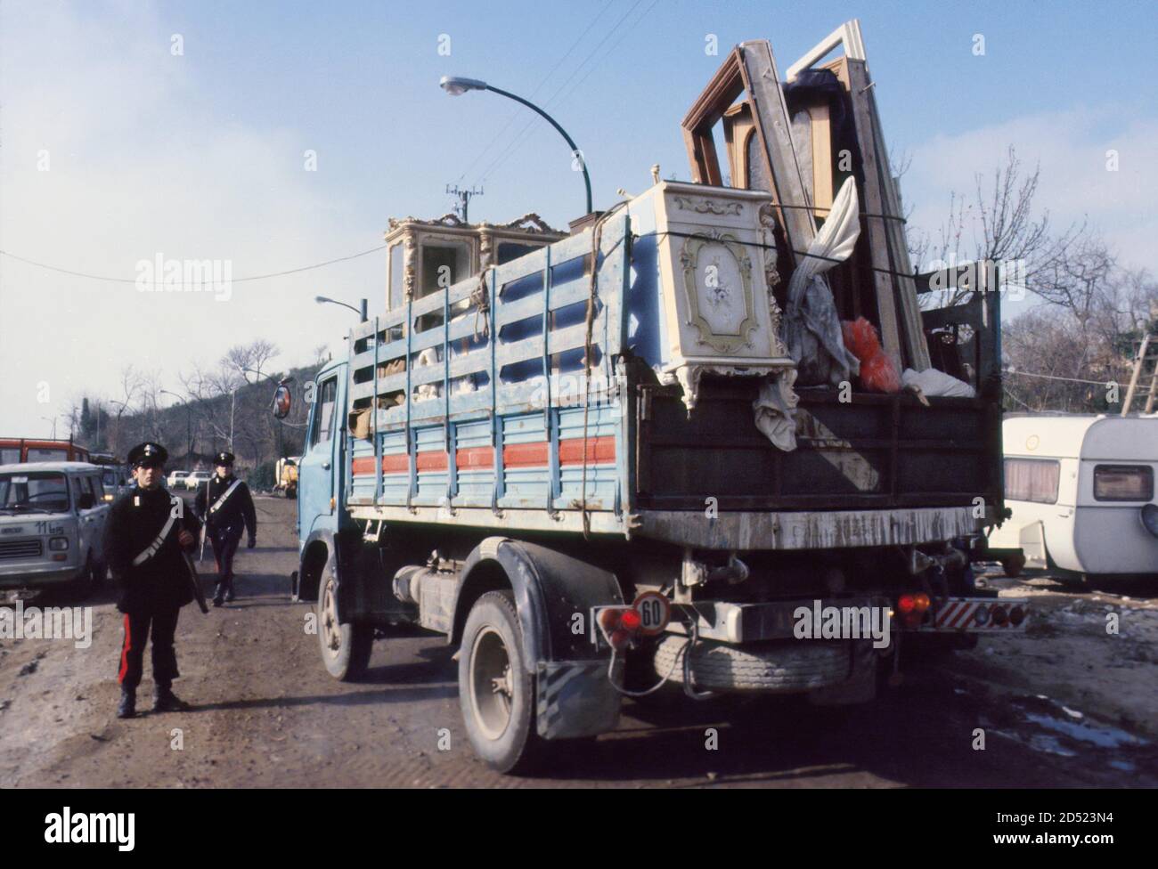 1980 earthquake hires stock photography and images Alamy