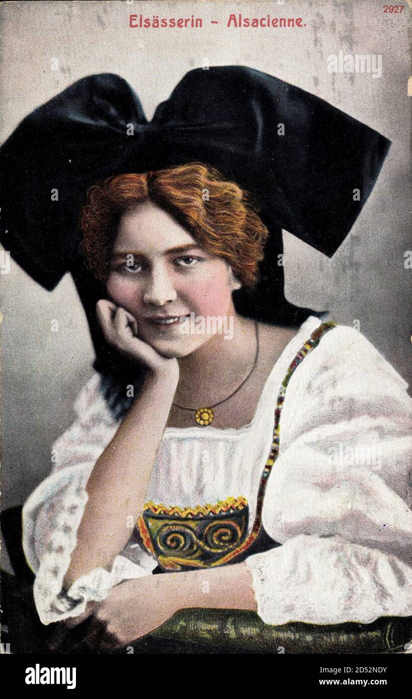 Elsässerin, Alsacienne, Frau in traditioneller Tracht, Portrait | usage ...