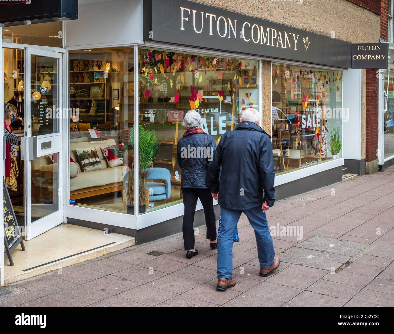 Futon shop hi-res stock photography and images - Alamy