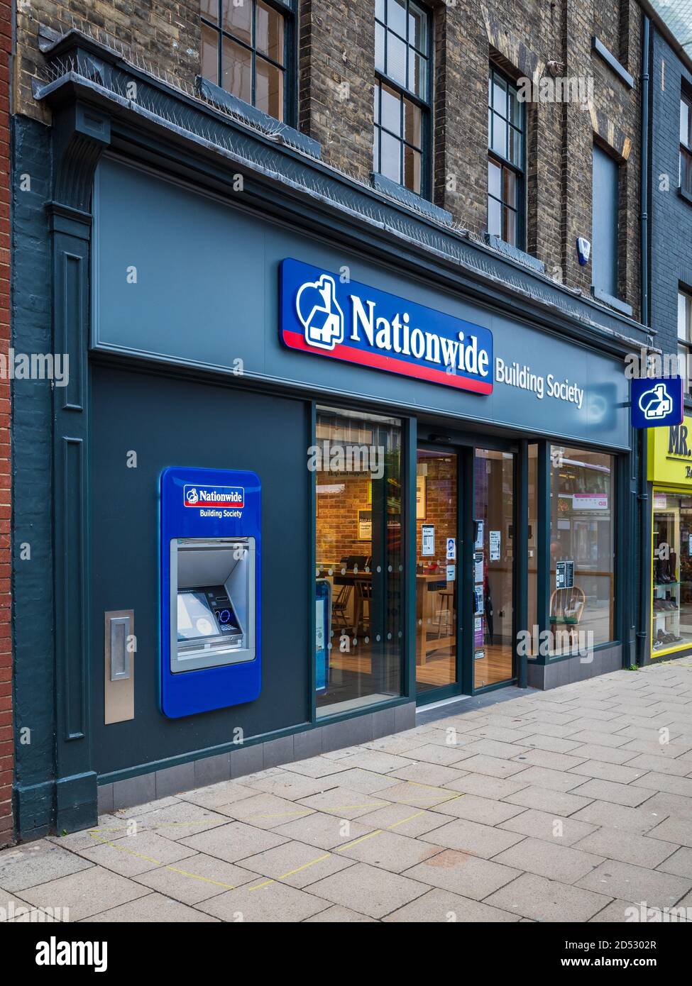 Nationwide building society branch hi-res stock photography and