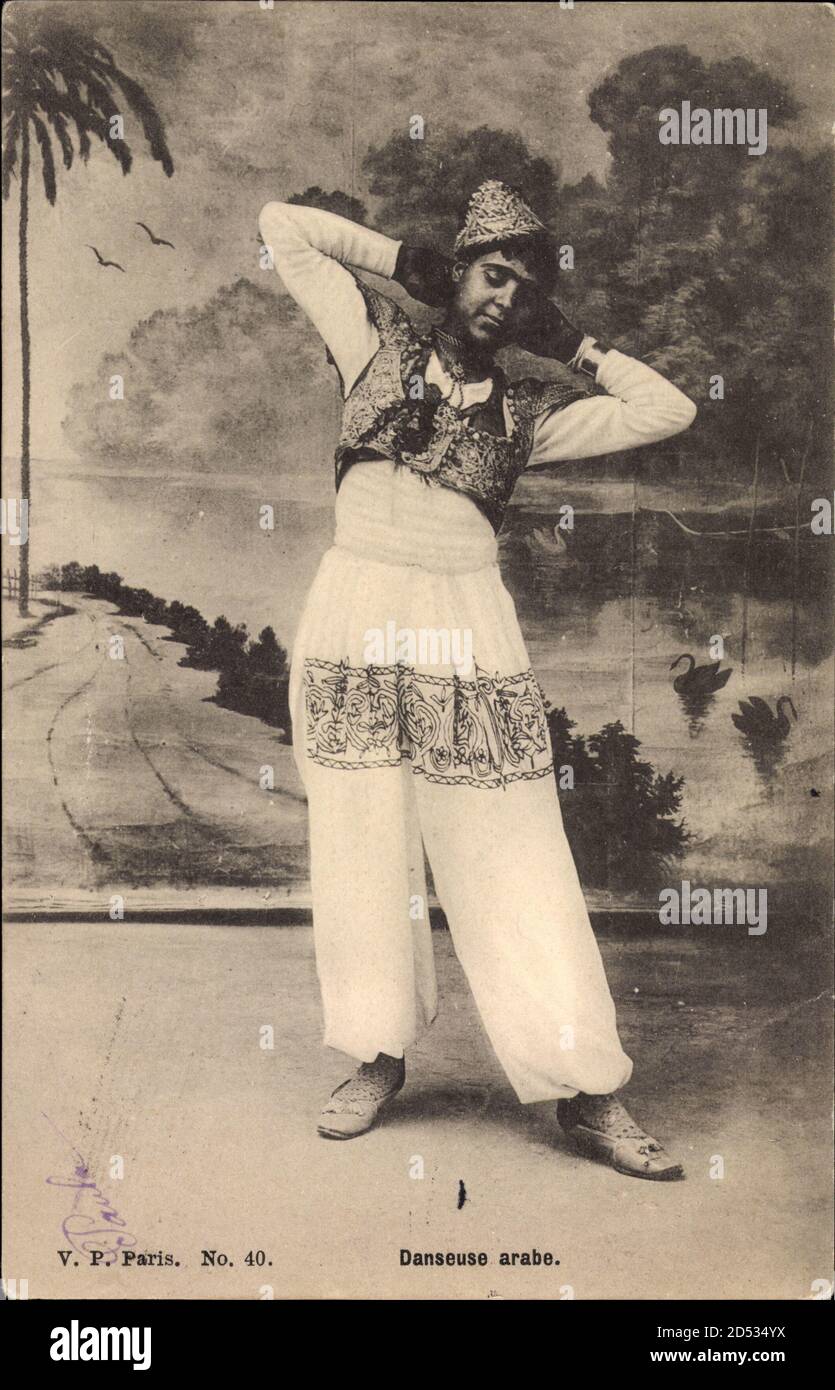 Danseuse arabe, Bild einer Tänzerin, Maghreb, gemalter Hintergrund | usage worldwide Stock Photo