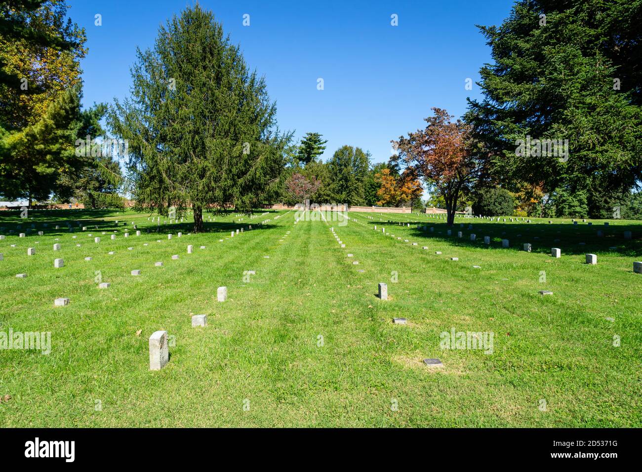 Rows of gravesites in the Fredericksburg National Cemetery in Virginia. Stock Photo