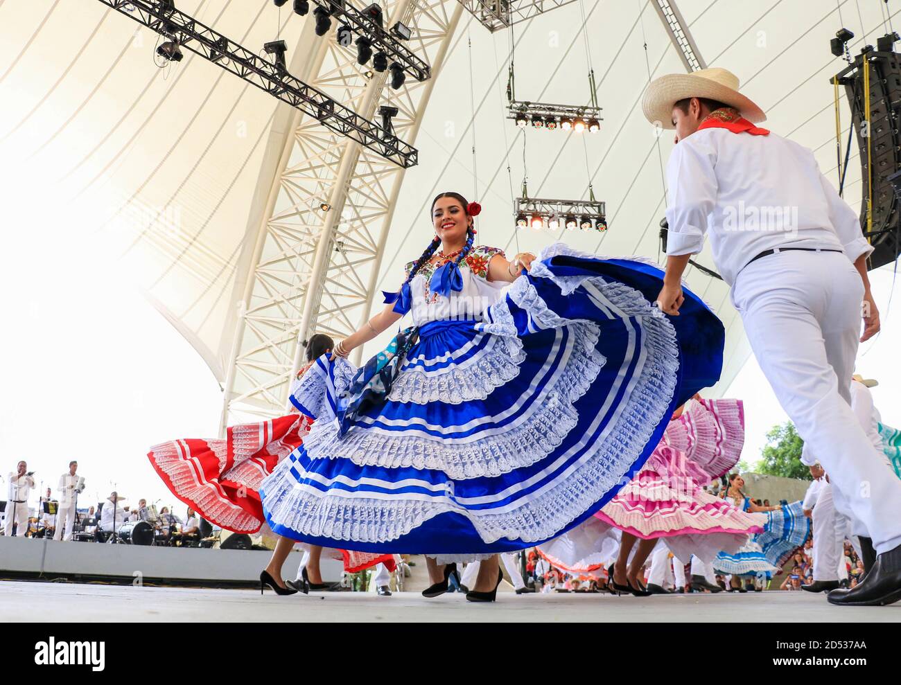 OAXACA, MEXICO - Jul 30, 2019: Women and men from the state of oaxaca, Mexico dancing in the 'Guelaguetza' in 2019 Stock Photo