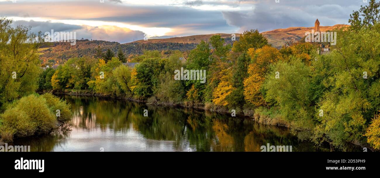 The National Wallace Monument seen from the river Forth at Old Stirling Bridge, Scotland, UK Stock Photo