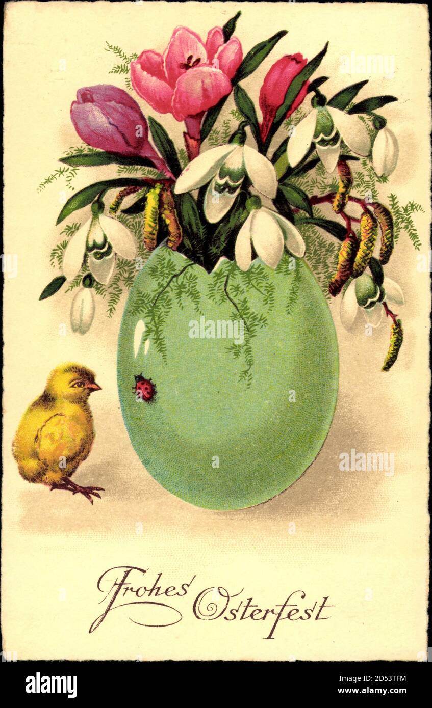 Glückwunsch Ostern, Osterei als Blumenvase, Kitsch | usage worldwide Stock Photo
