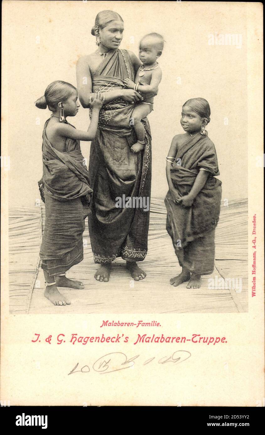 Malabarenfamilie, Hagenbecks Malabaren Truppe, Inder | usage worldwide Stock Photo