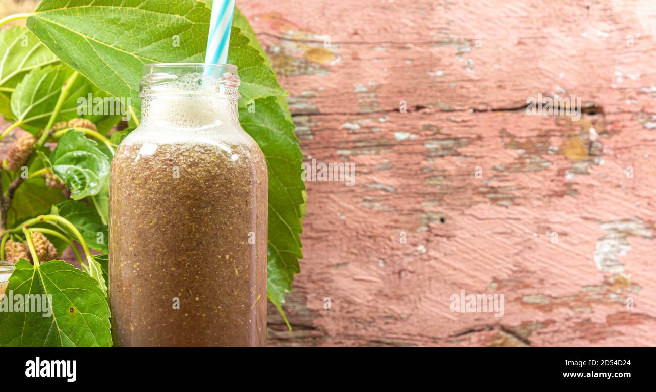 Blackberry juice. Cranberry juice is considered to be a powerful blood