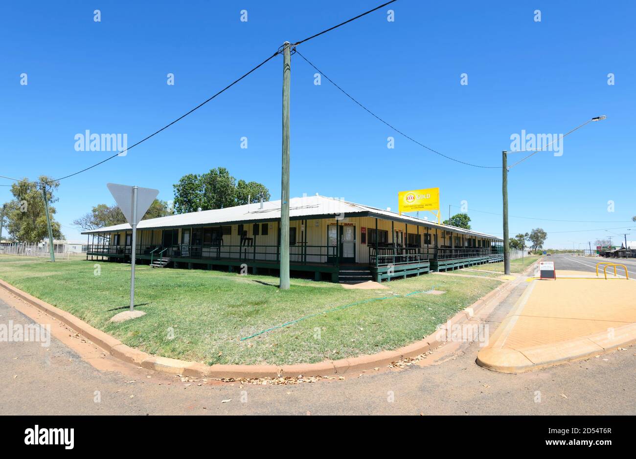 The Post Office Hotel is a typical old Outback pub at Camooweal, Barkly Highway, Queensland, QLD, Australia Stock Photo