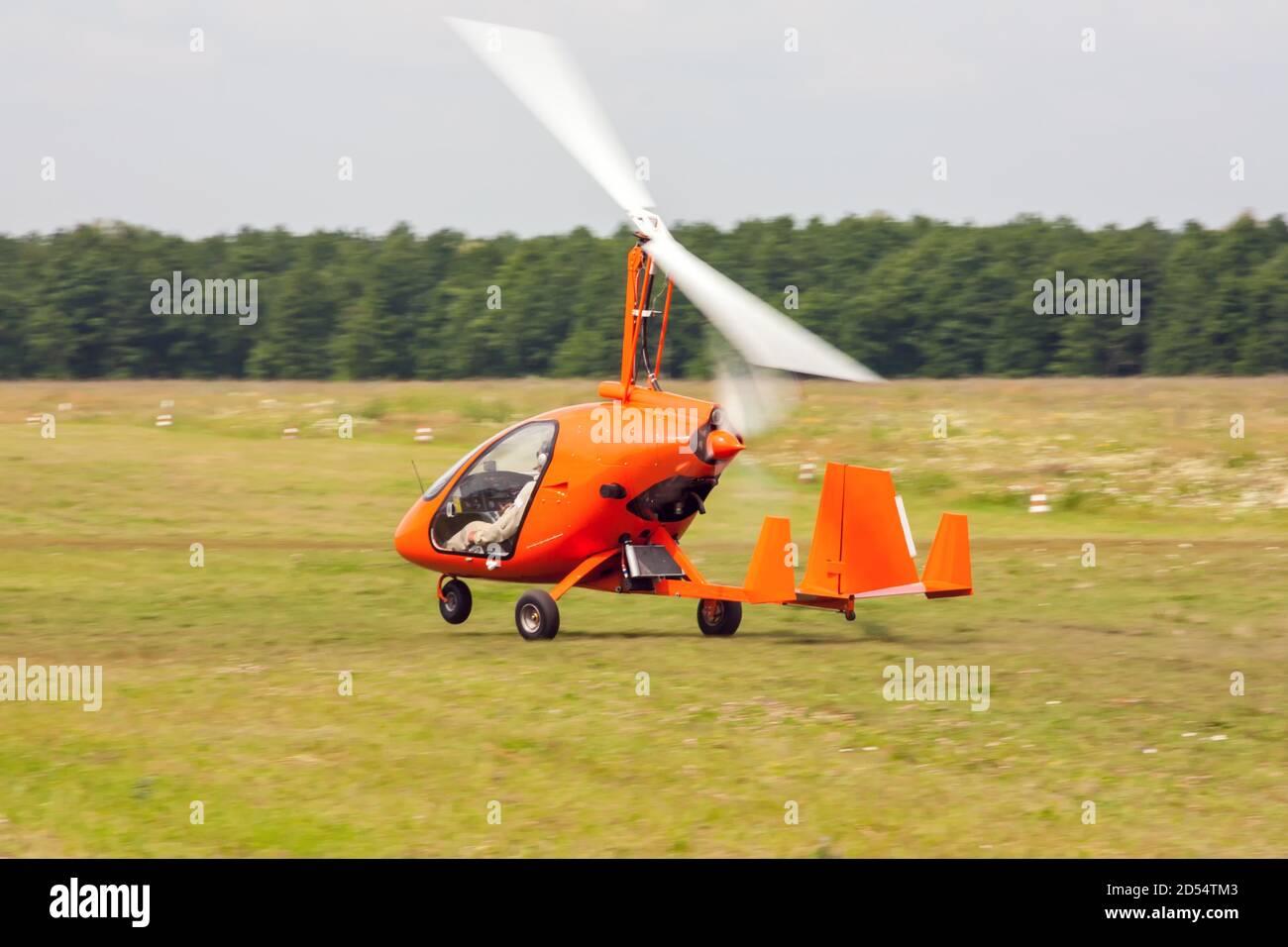 Takeoff of gyroplane Stock Photo Alamy
