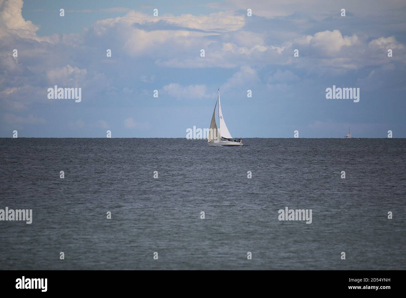 Single Ship Single sail hi-res stock photography and images - Alamy