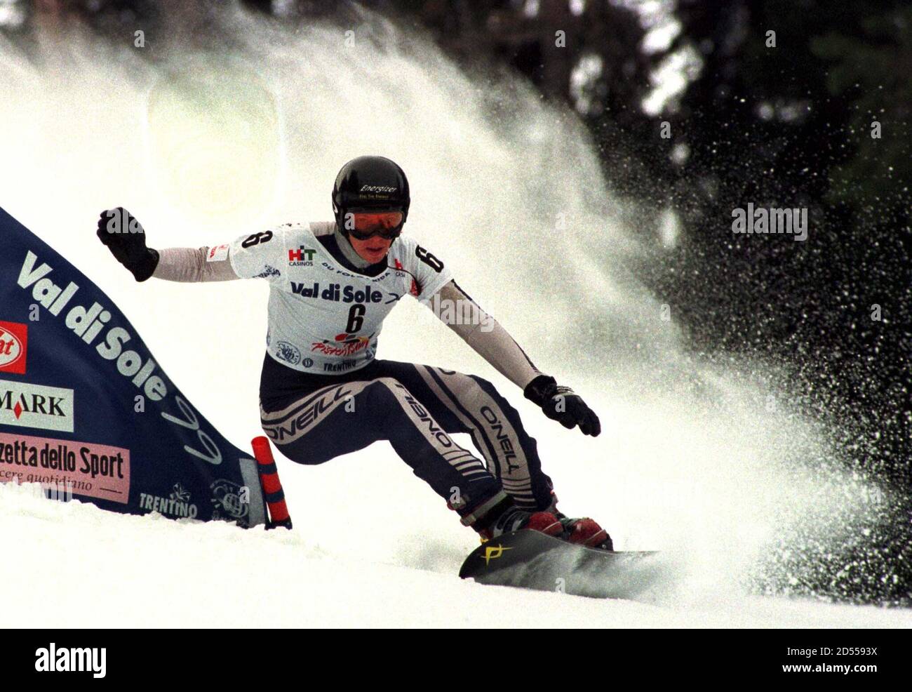 Germany S Katharina Himmler Passes A Gate On Her Way To Winning The Women S Giant Slalom Race