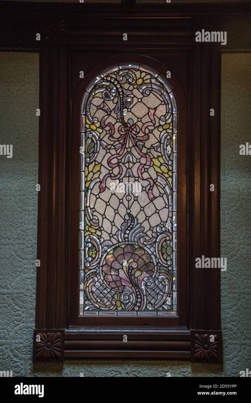 Interior photos of the Winchester Mystery House in San Jose California ...