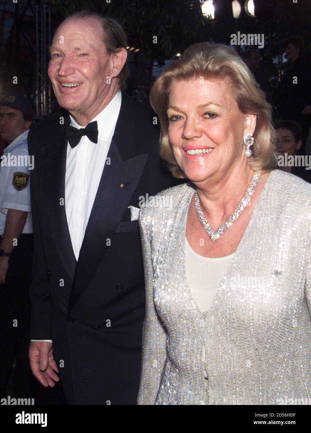 ENTERTAINMENTSYDNEY,8NOV99 Australian media magnate Kerry Packer and