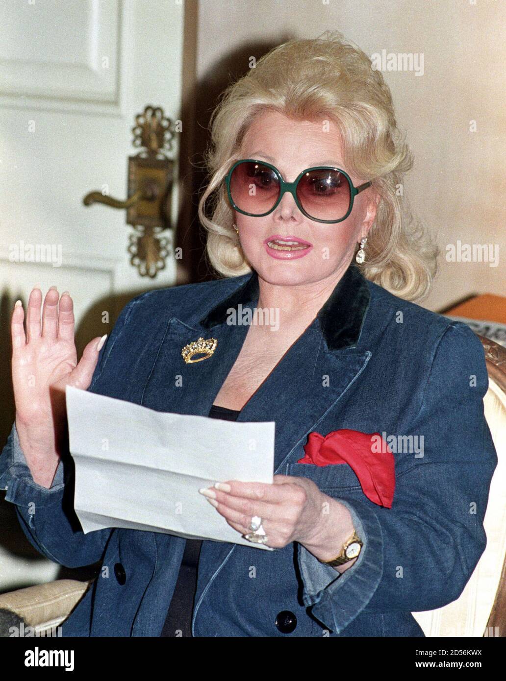 Actress Zsa Zsa Gabor remained in serious condition over the weekend at a  Los Angeles hospital after a car crash last week, according to reports  December 2, 2002. Gabor reads a statement