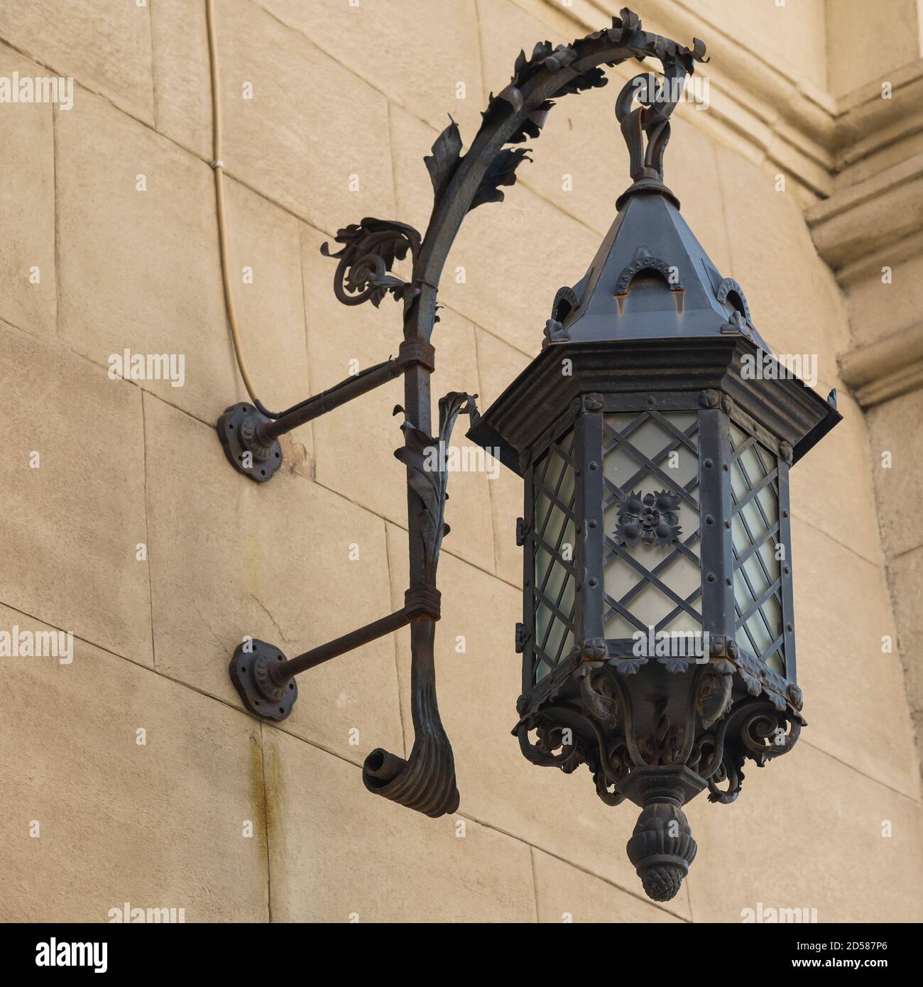 Lantern old west hi-res stock photography and images - Alamy