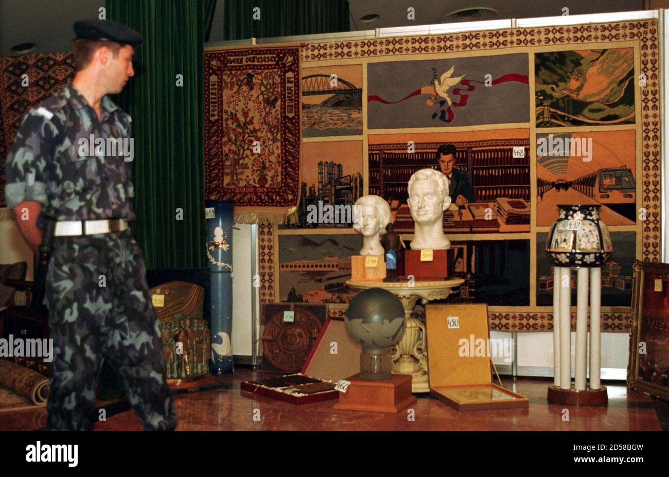 A Romanian Soldier Guards A Room September 28 With Auction Items Which  Belonged To Late Romanian Dictator Nicolae Ceausescu And His Wife  Elena.this Second Auction, To Start On Octomber 4, Shows 800