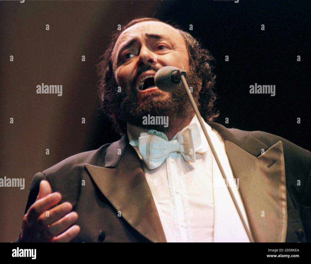 Tenor Luciano Pavarotti performs during his concert at Beirut's Cite  Sportife June 12. An audience of 20,000 from Lebanon and neighboring  countries attended the concert, the first by the Italian tenor in