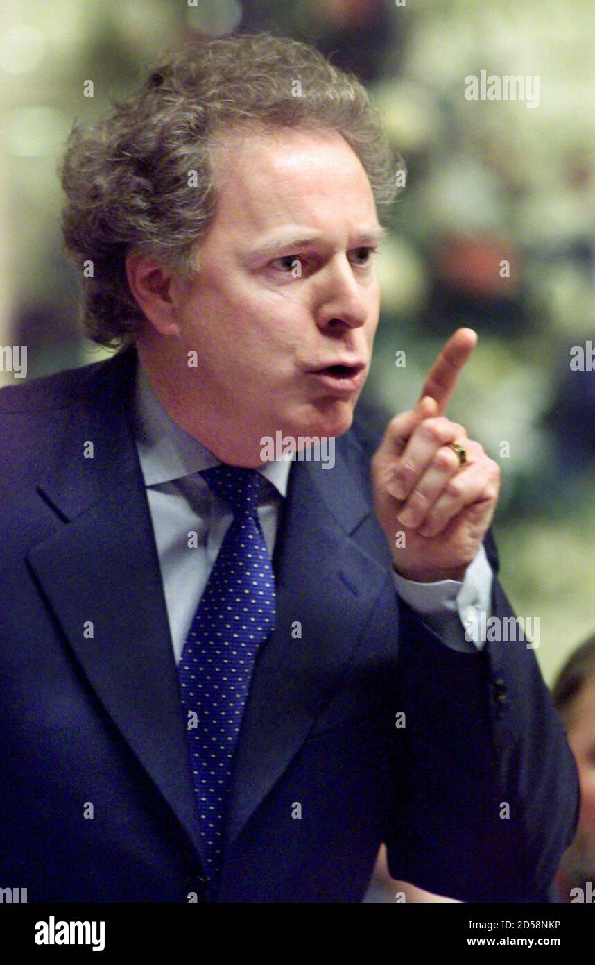 Opposition Leader Jean Charest answers to the Government during the question period at the National Assembly in Quebec City December 15. Charest and the Liberal Party opposed the new bill the government unveiled affirming the right of self determination of the province and to counter Ottawas legislation making it more difficult for the ptovince to secede.  DID Stock Photo