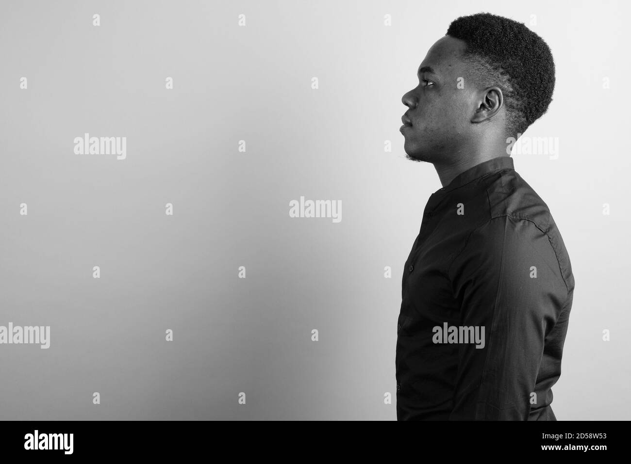 Portrait close up shot african Black and White Stock Photos & Images ...