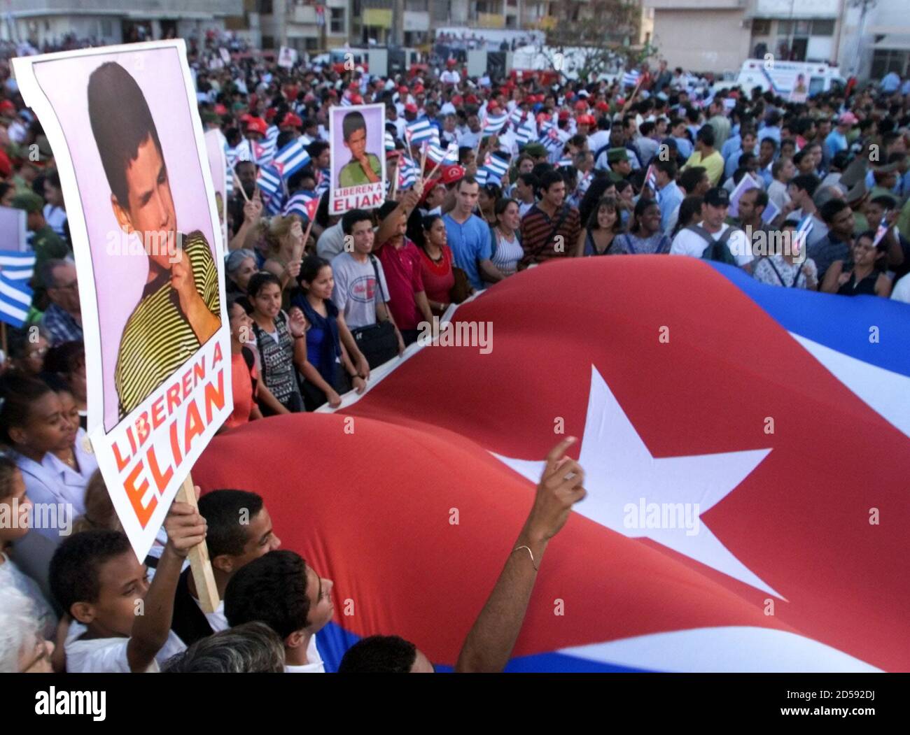 Cubans Stage A Protest Demanding The Return Of Shipwrecked Elian Gonzalez In Front Of The U S Diplomatic Mission In Havana Cubans Stage A Protest Demanding The Return Of The Shipwrecked Six Year Old Boy Elian gonzalez on wn network delivers the latest videos and editable pages for news & events, including entertainment, music, sports, science and more, sign up and share your playlists. alamy