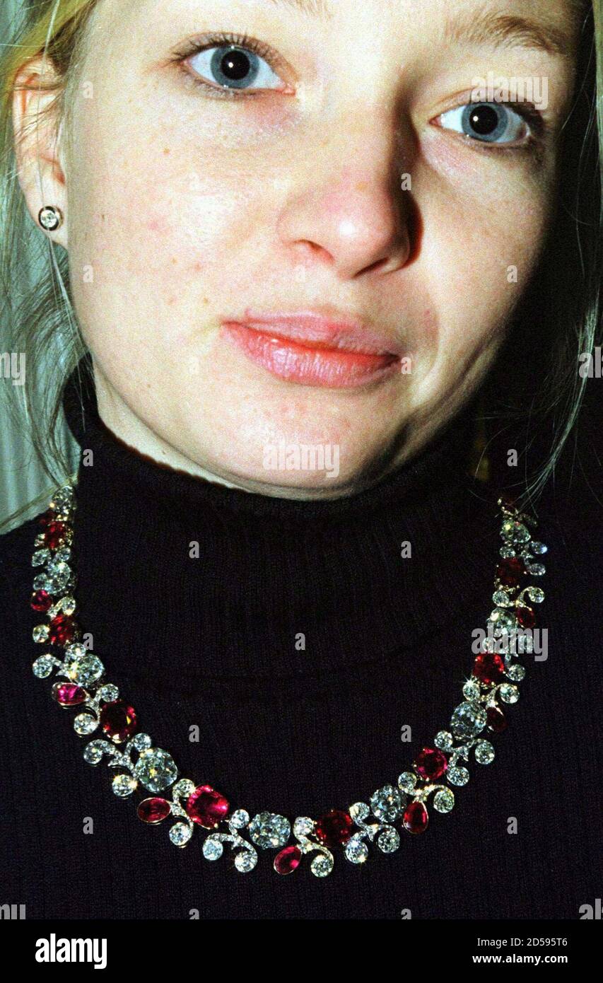 diamond necklace 