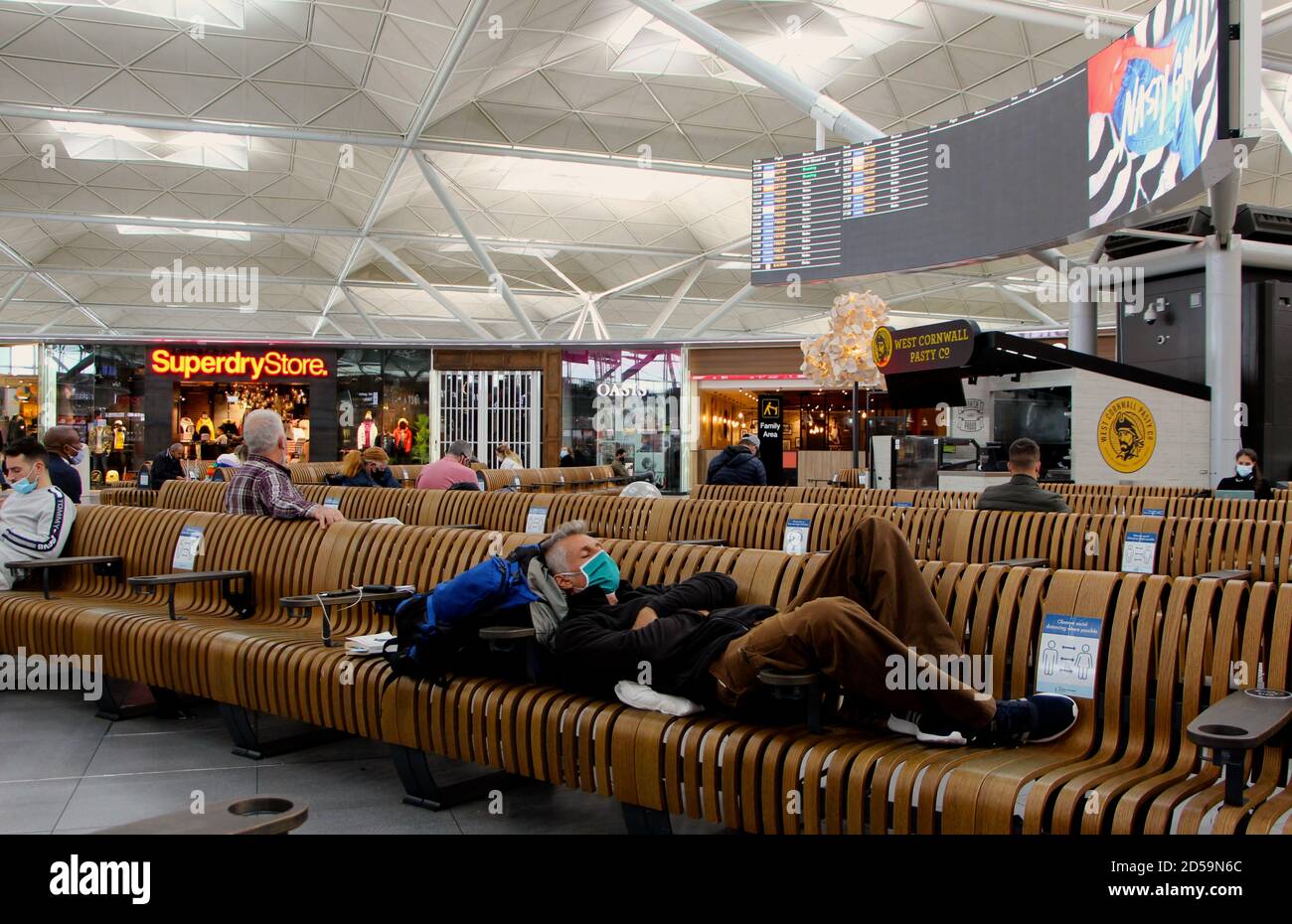 Sleeping masks hires stock photography and images Alamy