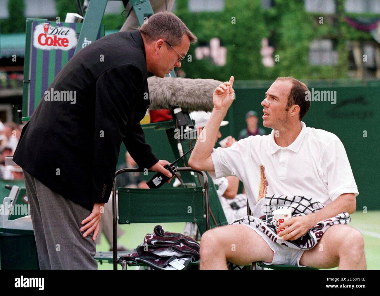 Jeff tarango wimbledon hires stock photography and images Alamy