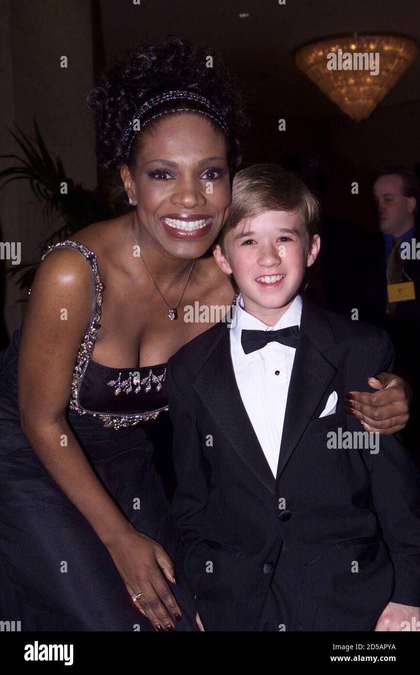 Actress Sheryl Lee Ralph poses with young actor Haley Joel Osment as they  arrive at the Writers Guild of America Awards dinner March 5 in Beverly  Hills. Osment is an Academy Award