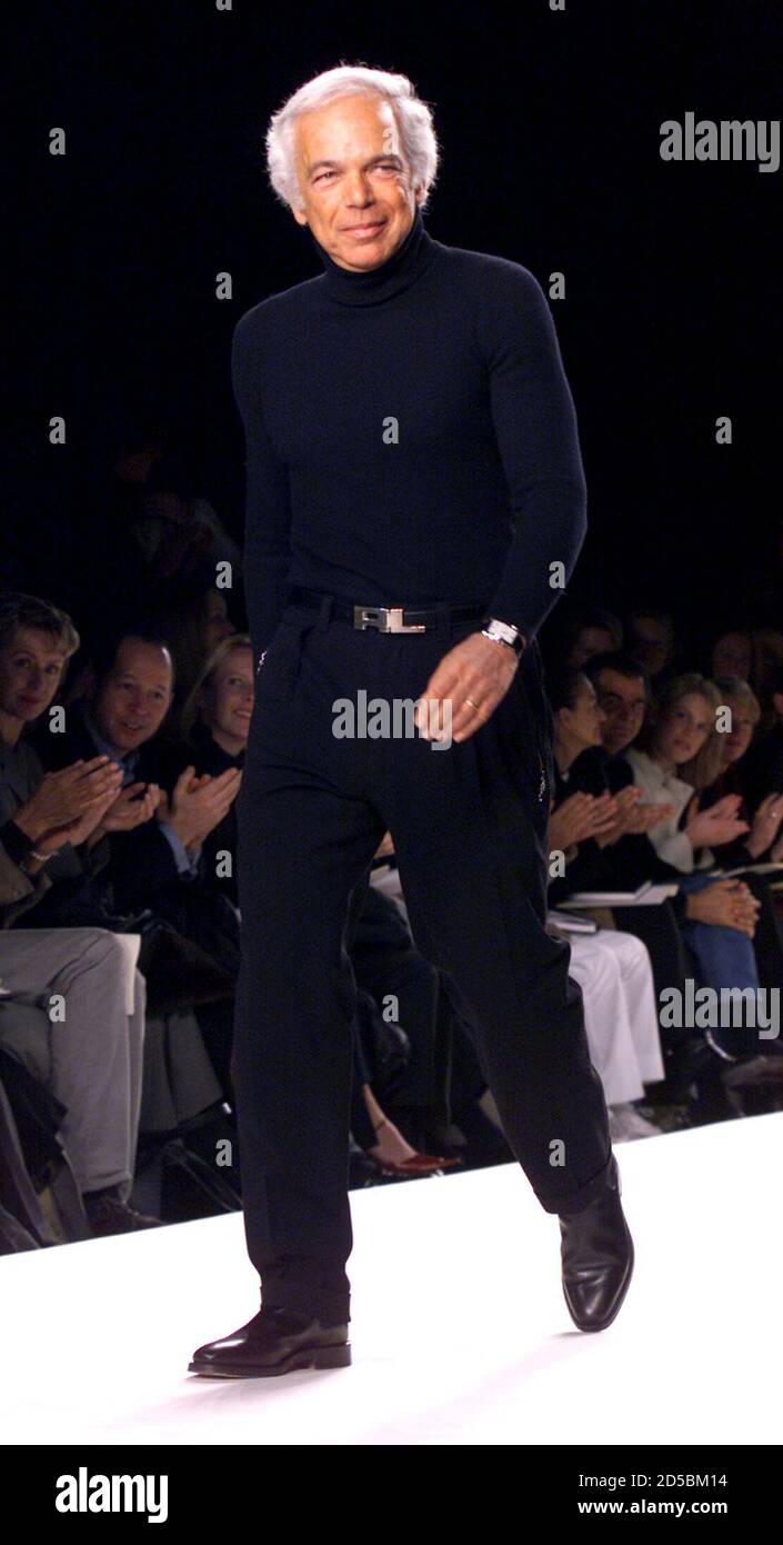 Designer Ralph Lauren walks down the runway after his Fall 2000 fashion  show in New York, February 9. [Designers are showing mens and womens  collections in New York through February 11. ] Stock Photo - Alamy