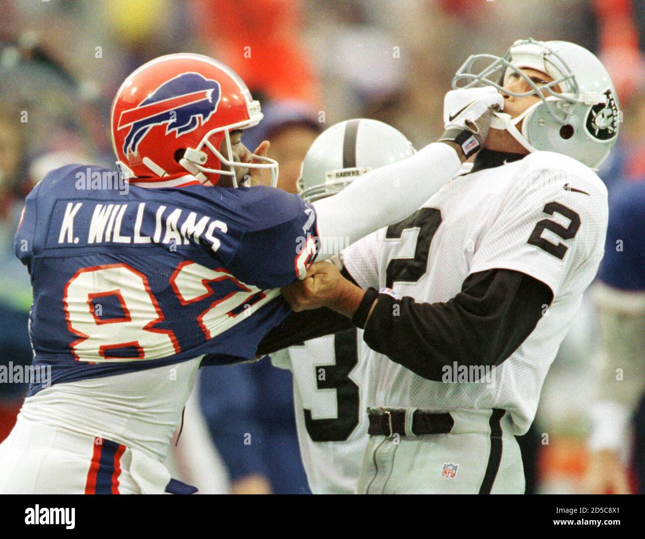 Oakland punter Leo Araguz 