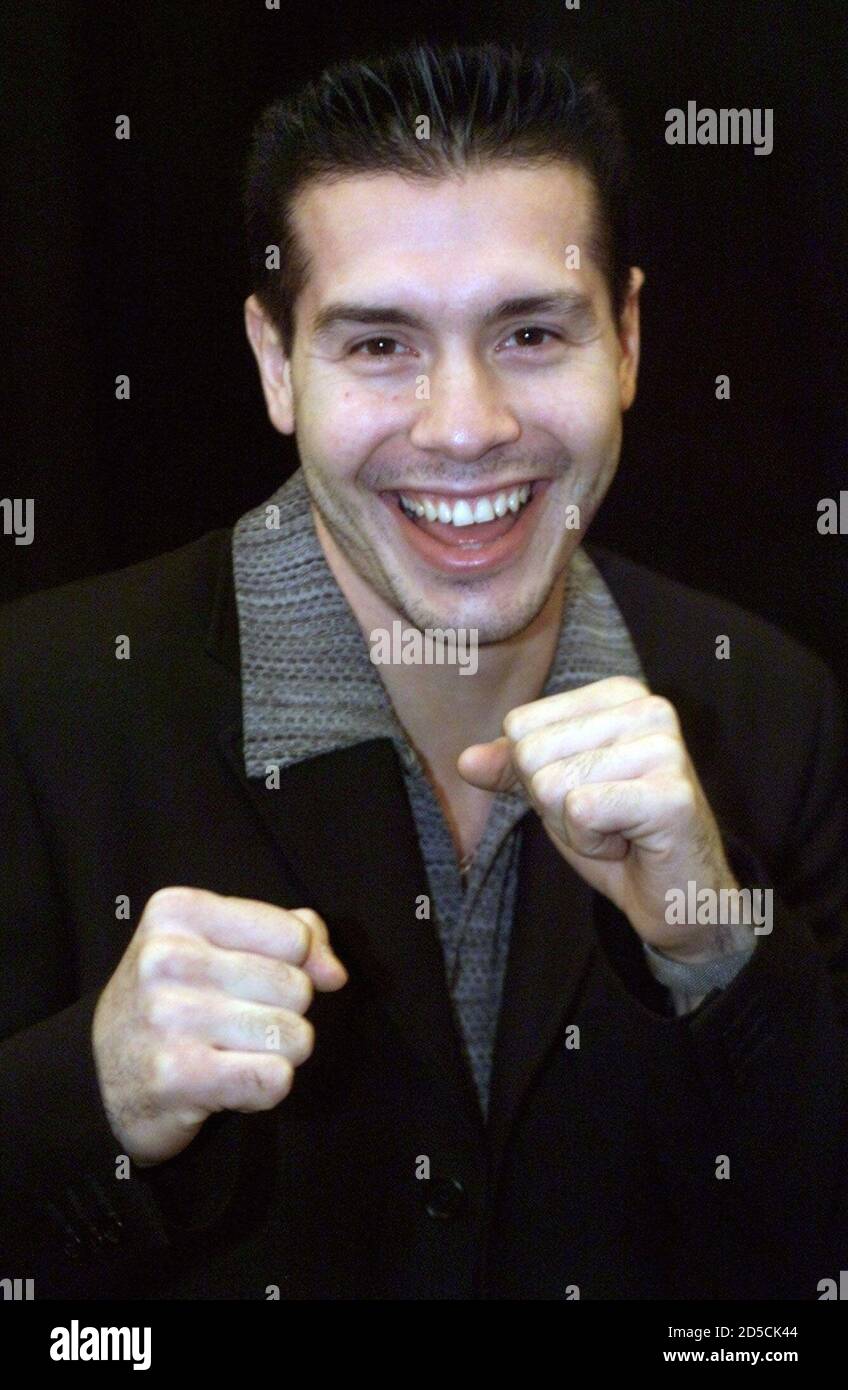 Actor Jon Seda poses before a New Line Cinema luncheon at the ShoWest 2000 convention March 7 in Las Vegas. The actor star [with Jimmy Smits] in the upcoming boxing movie 'Price of Glory'. ShoWest is an annual convention and trade show for movie theater owners. Stock Photo