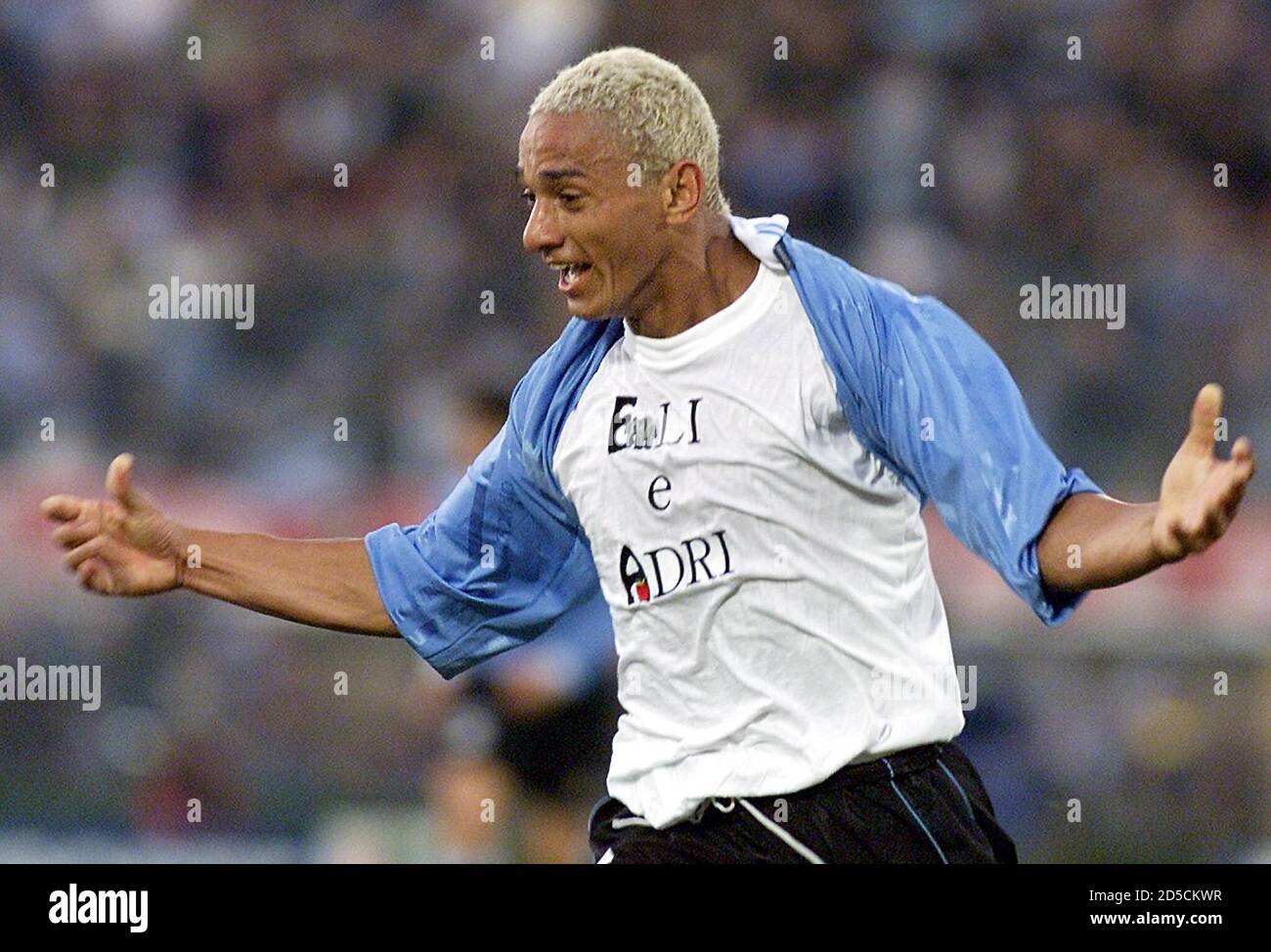 Dario Silva Of The Uruguayan National Soccer Team Celebrates His Goal Against Chile In Their World Cup Qualifying Match Played June 3 Rr Jp Stock Photo Alamy