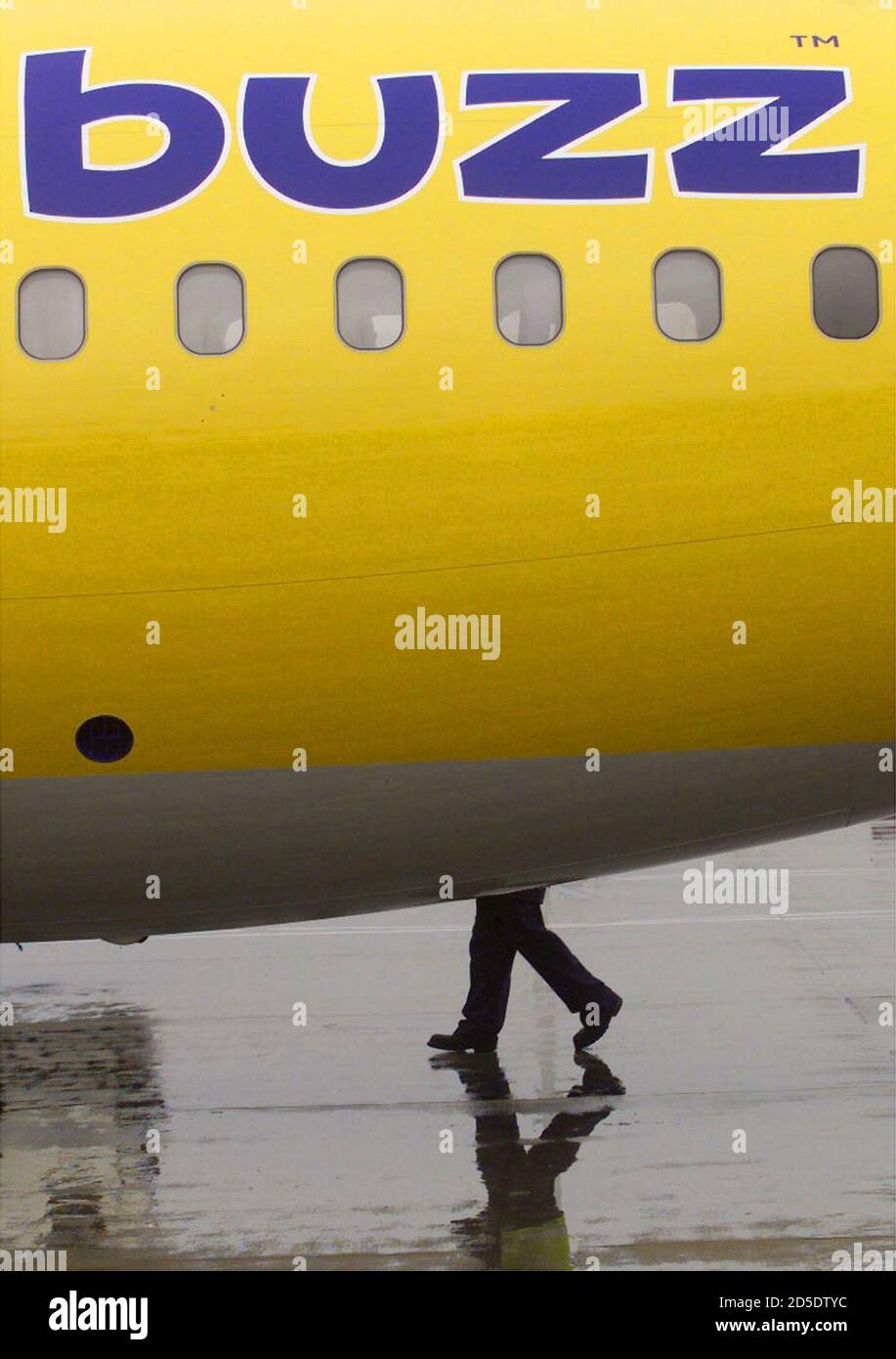 Buzz airline hires stock photography and images Alamy