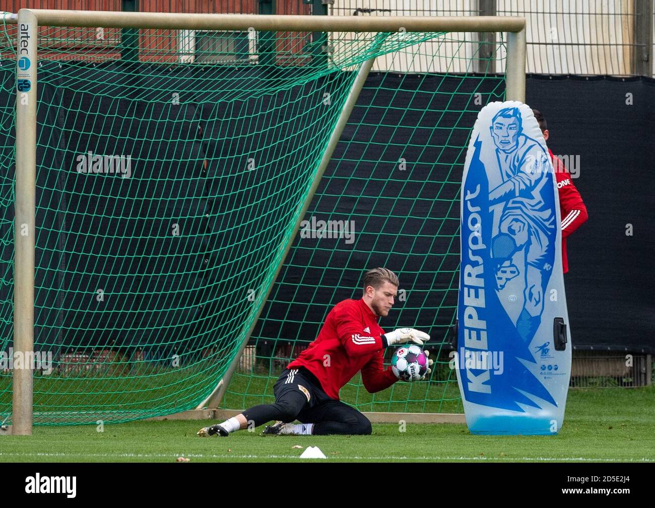 Berlin Germany 13th Oct 2020 Loris Karius New Goalkeeper At 1 Fc Union Berlin In Action On The Training Ground Credit Christophe Gateau Dpa Alamy Live News Stock Photo Alamy