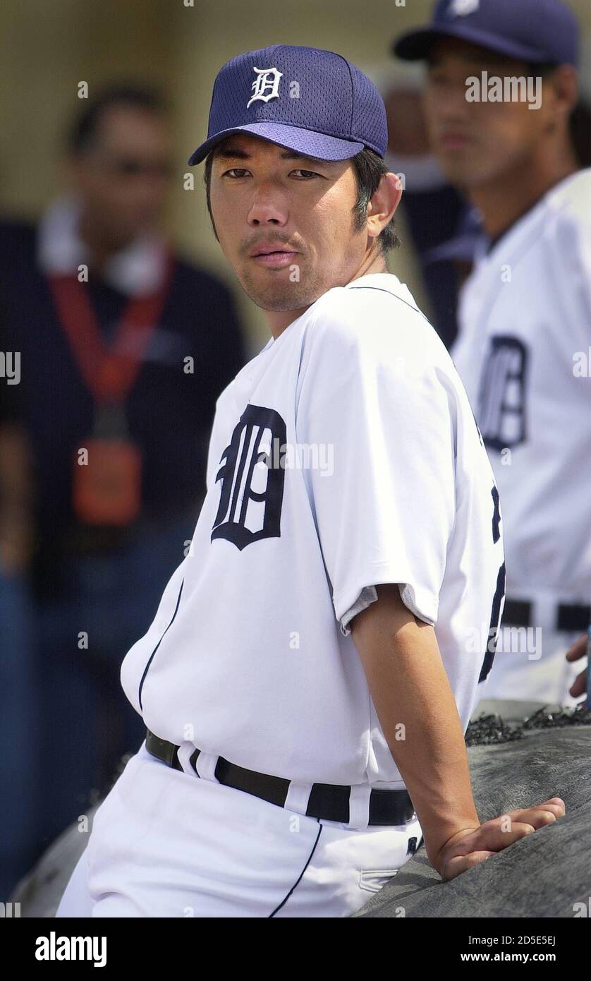 Detroit Tigers Right Handed Pitcher Hideo Nomo Of Osaka Japan Watches His Club S Spring Training Game With The Pittsburgh Pirates From The Bull Pen At Marchant Stadium In Lakeland March 3 Jls Hb