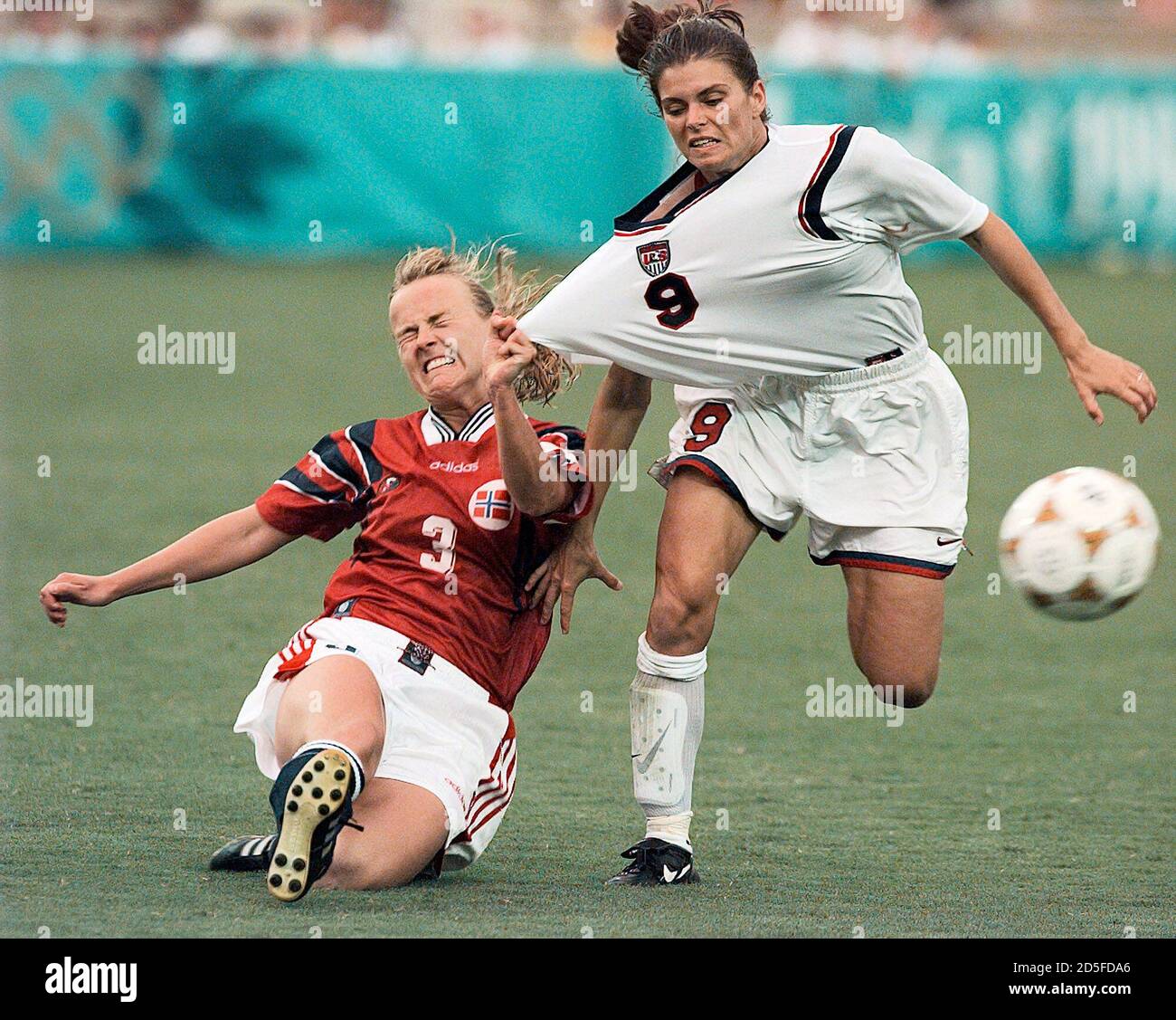 70 Mia Hamm Headshot Stock Photos, High-Res Pictures, and Images ...